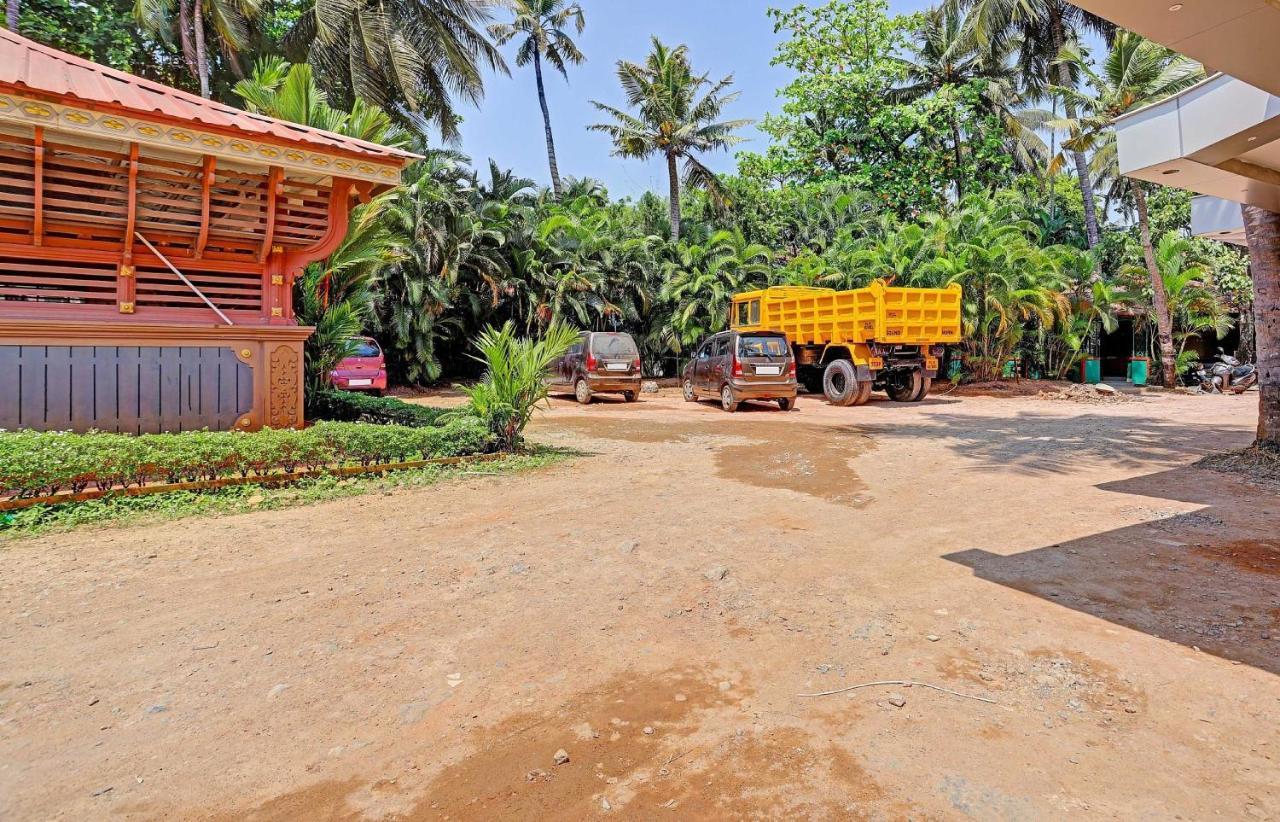 Super Collection O Pallava Rajadhani Thiruvananthapuram Exterior photo