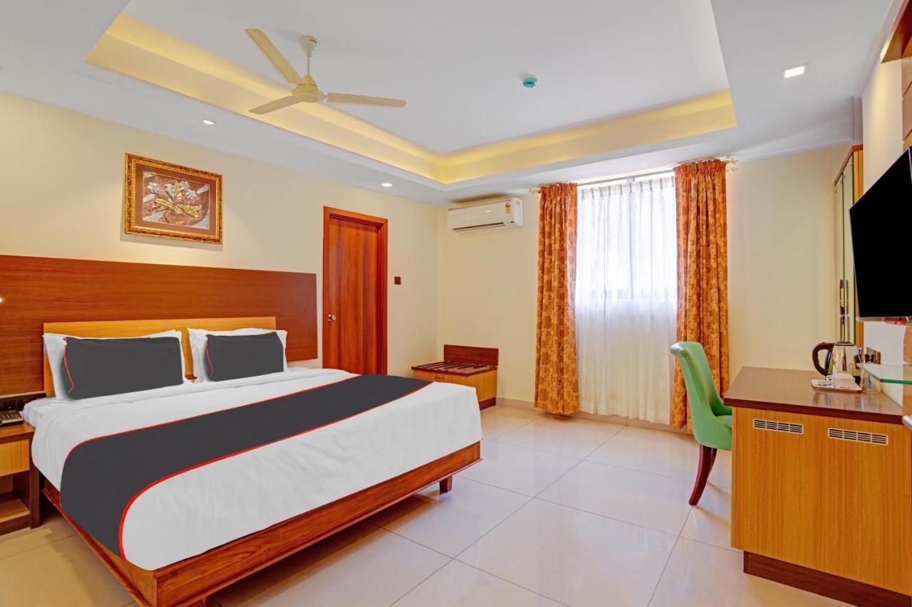 Super Collection O Pallava Rajadhani Thiruvananthapuram Exterior photo