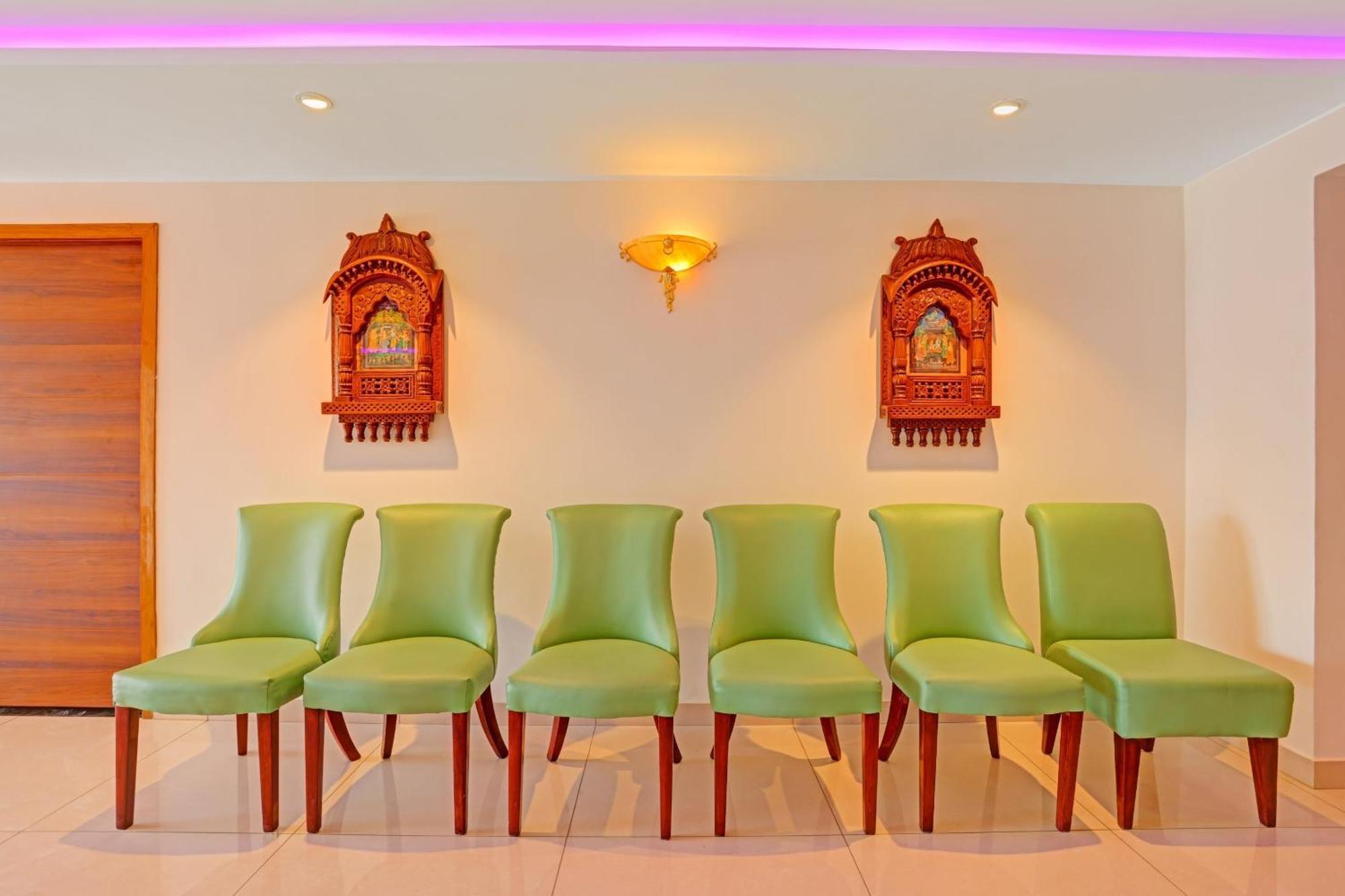 Super Collection O Pallava Rajadhani Thiruvananthapuram Exterior photo
